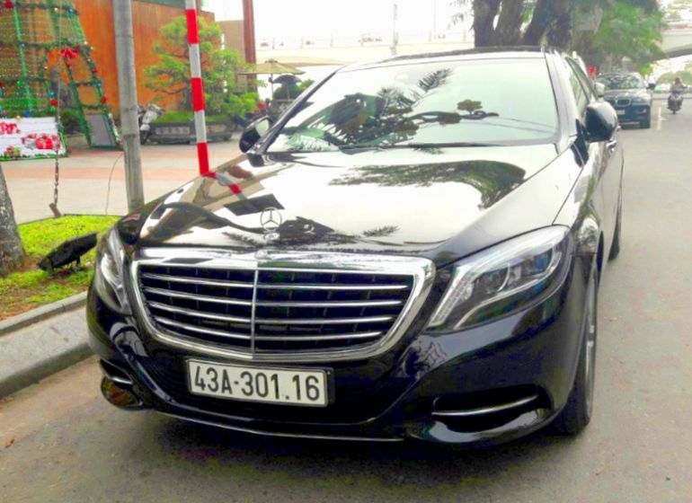 Da nang Mercedes VIP car rental and with driver, thue xe cao cap da nang