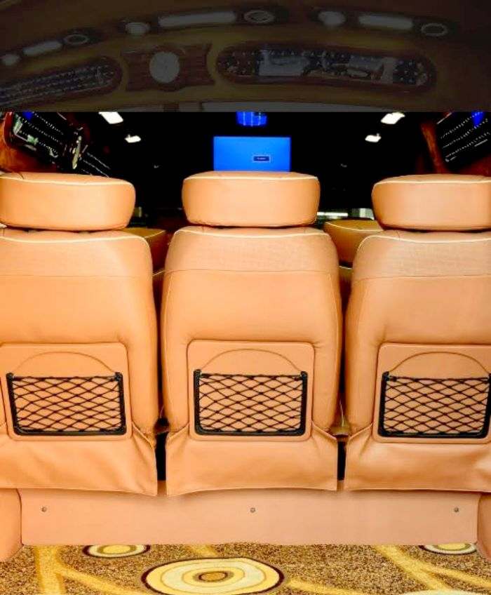 Nội thất xe Hyundai Dcar Solati Xe cao cấp Limousine cho thuê