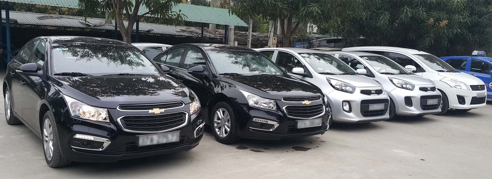 Thuê xe cao cấp hạng sang phục vụ VIP
