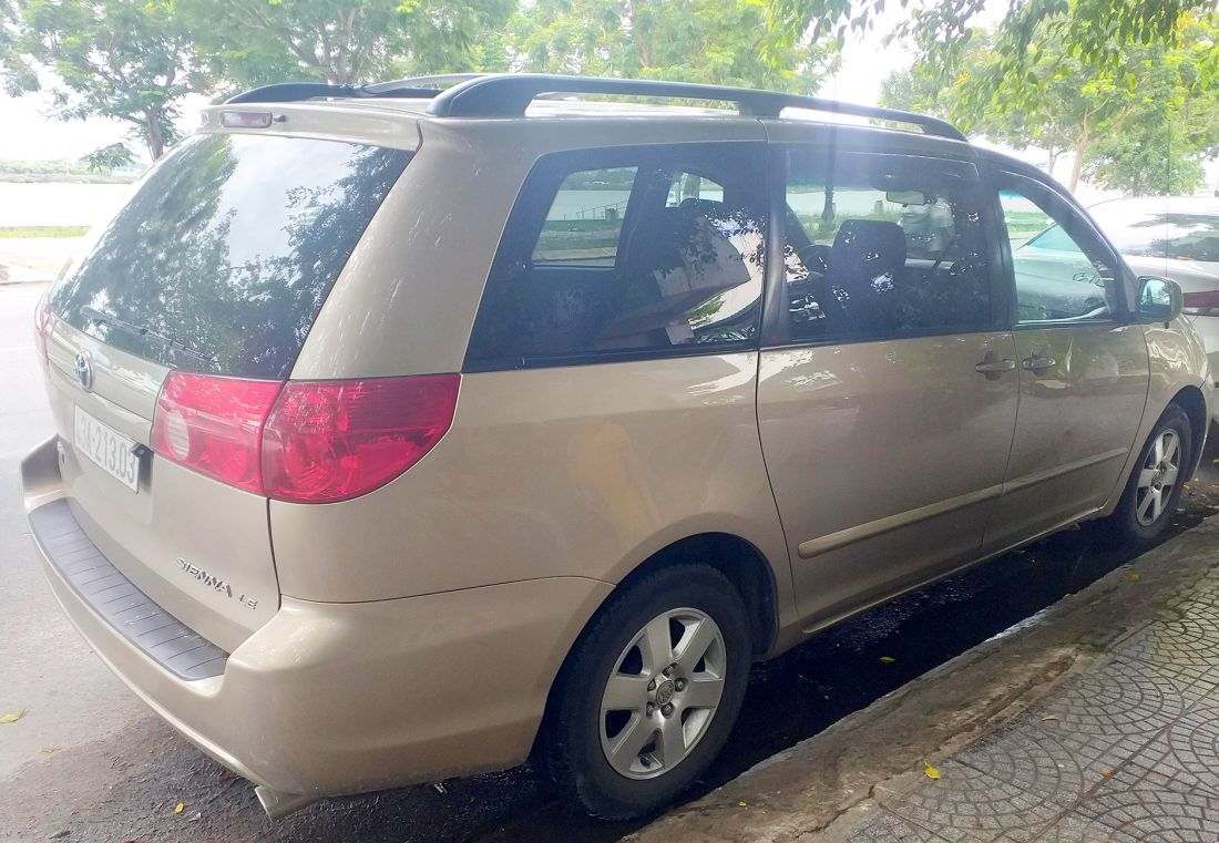 Thuê xe hạng sang Sienna Toyota, thuê xe du lịch toyota sienna 7 chỗ tại Xe Đà Thành.