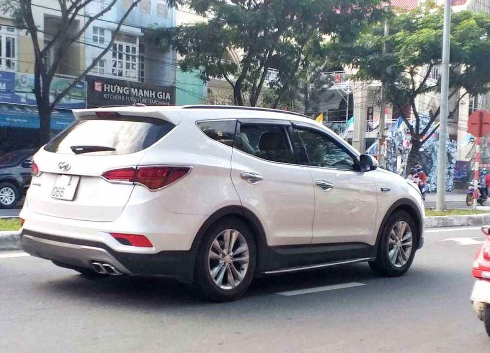 Xe 7 chỗ Hyundai Stargazer có giá bán từ 575 triệu đồng tại Việt Nam